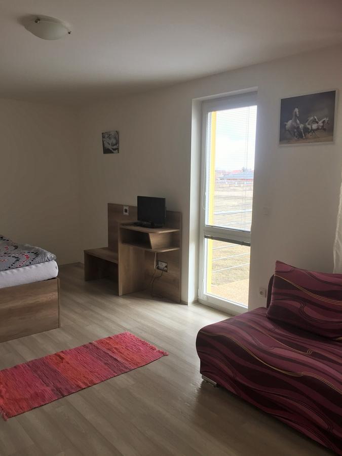 Promenad Apartmany Вельки-Медер Экстерьер фото